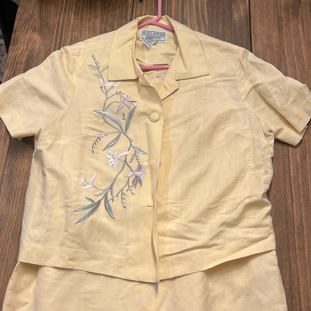 Yellow Jessica Howard dress with short-sleeve jacket, size 14